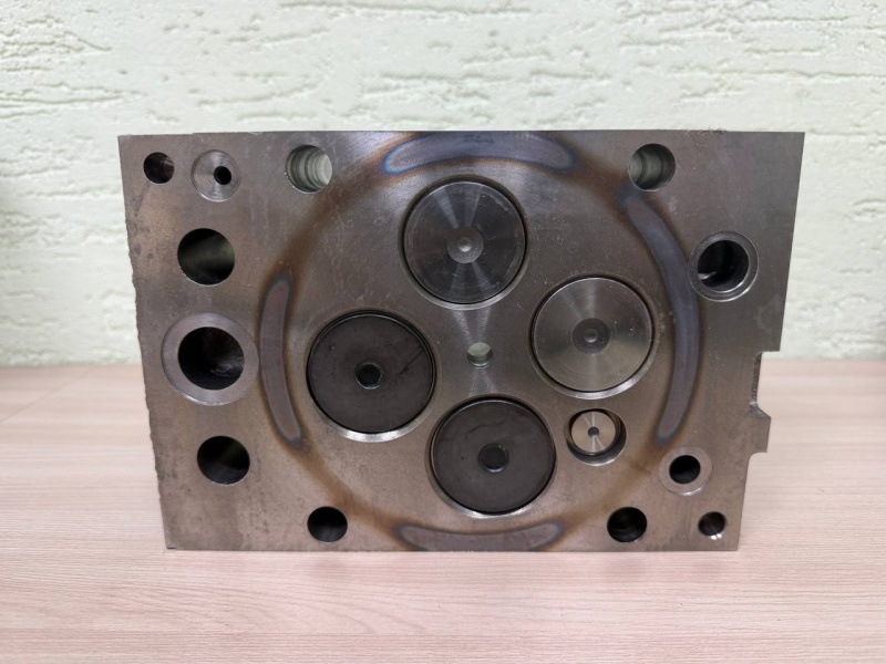 Головка блока цилиндров КамАЗ 5490, Mercedes-Benz Axor / Mercedes-Benz A4570101421 80 